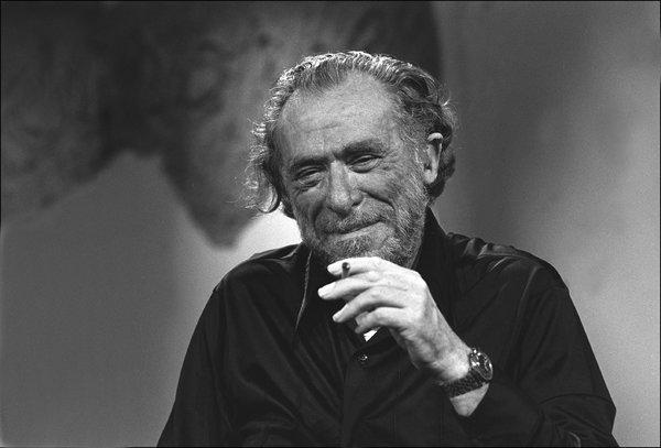 Jangan Berusaha dan Jadilah Diri Sendiri !, siapa itu bukowski, penyair bukowski, motivator indonesia