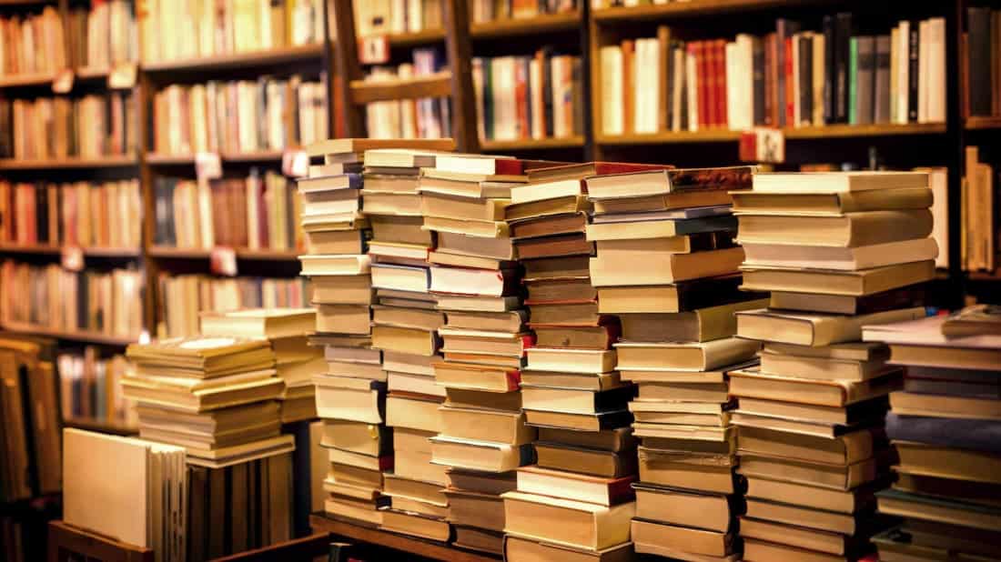 5 Tips Memilih Topik Buku Untuk Ditulis